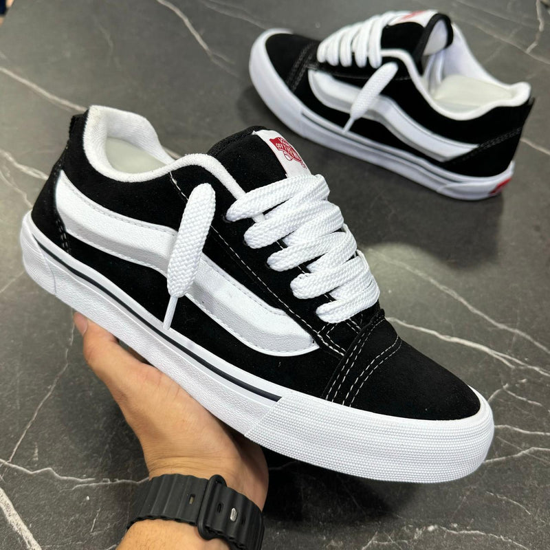 Vans KNU School